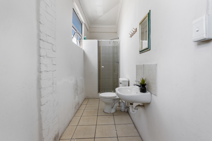 9 Bedroom Property for Sale in Observatory Western Cape